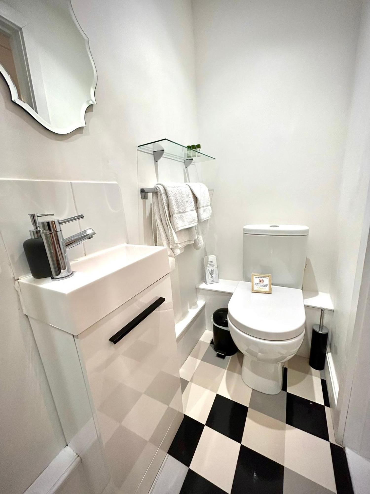 Britannia House Vintage B&B Cornwall Helston Chambre photo